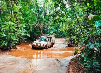 Vehicle Maintenance of Rental Cars in Remote Areas in East Africa Self Drive in Remote Areas
